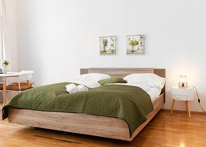Close To Rennweg, Beautiful 2br With Wifi & Tv